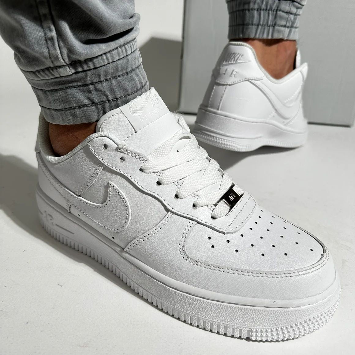 NIKE AIR FORCE ONE - FULL WHITE