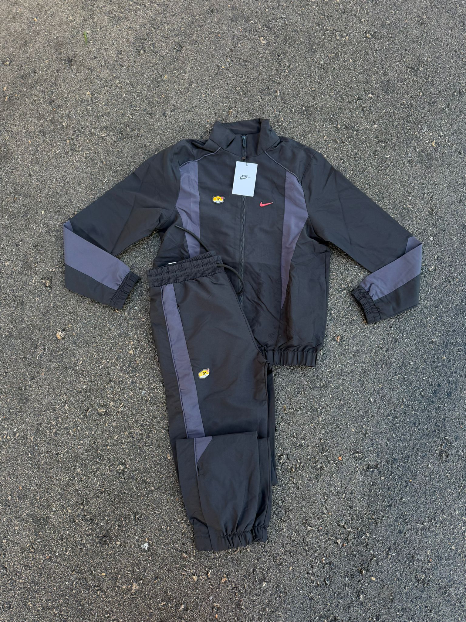 CONJUNTO NIKE AIR TN - M6