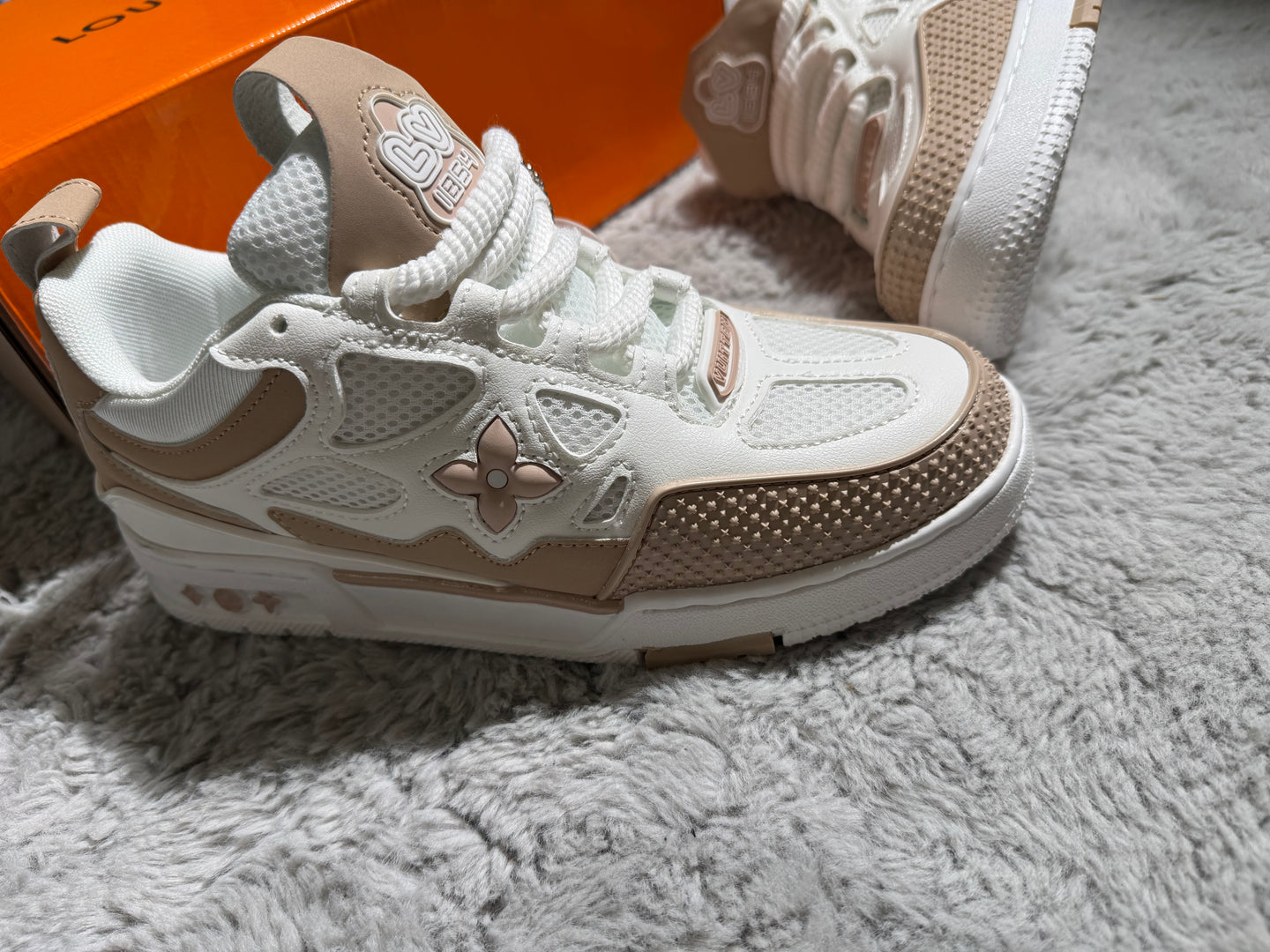 LV TRAINER