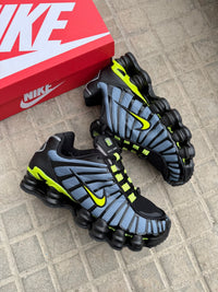 NIKE SHOX TL - W