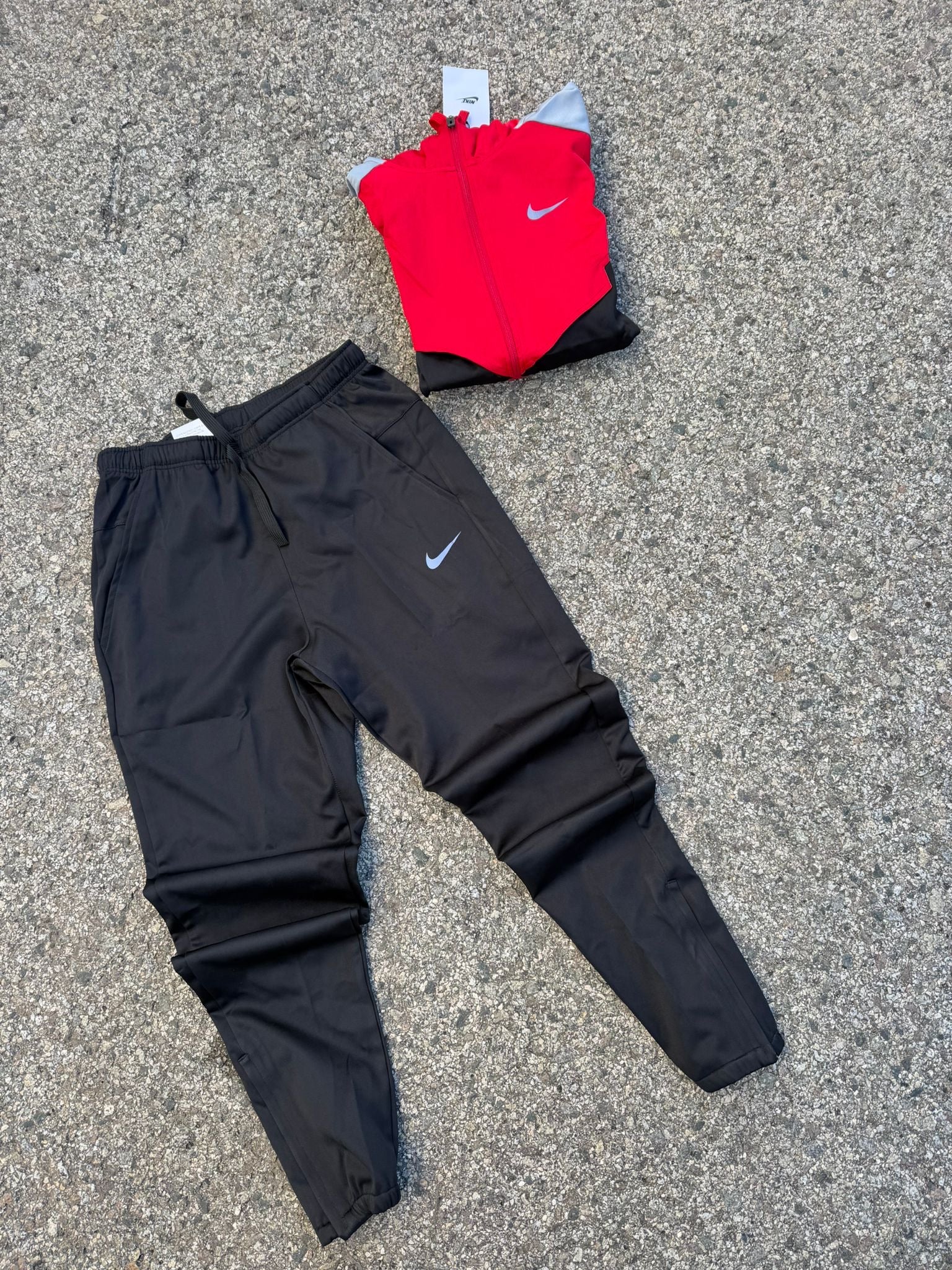 CONJUNTO NIKE MILER 2026 - M3