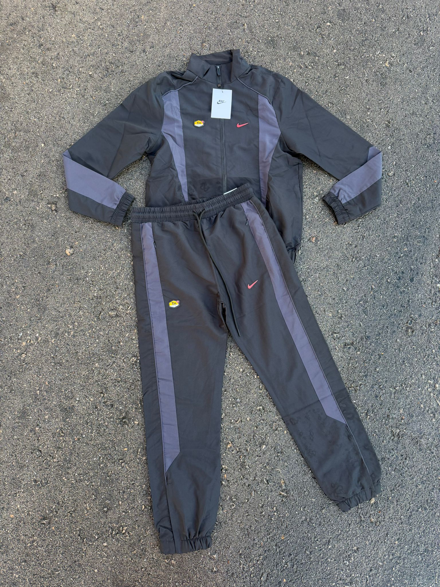 CONJUNTO NIKE AIR TN - M6