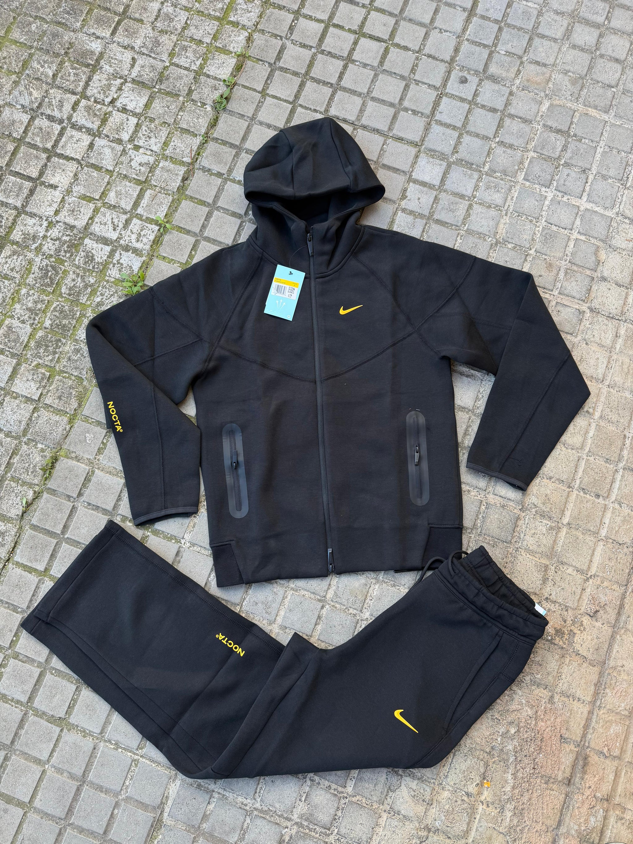 CONJUNTO NIKE NOCTA - M3