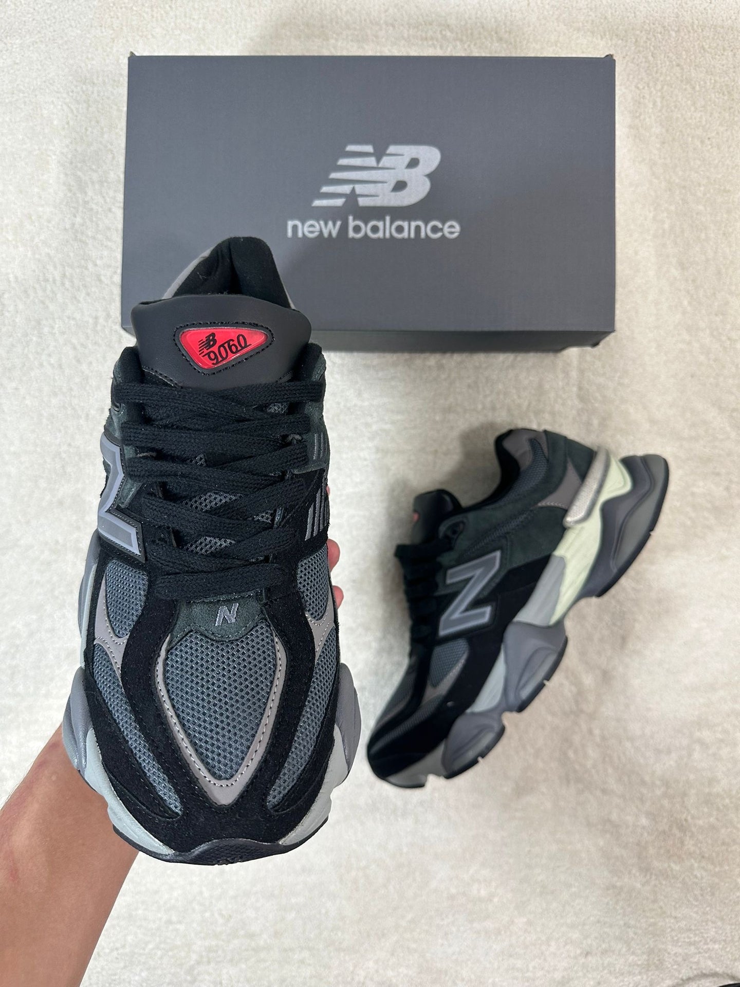 NEW BALANCE 9060 - M13