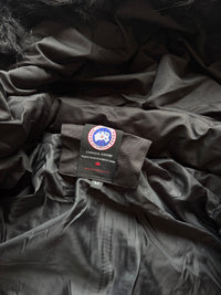 CHAQUETA CANADA - NEGRA