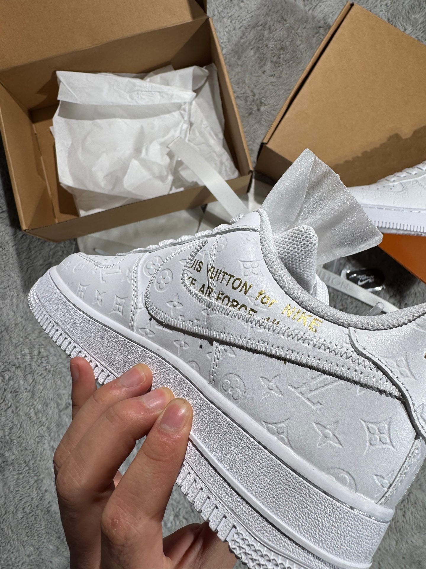 NIKE AIR FORCE ONE x LV - FULL WHITE