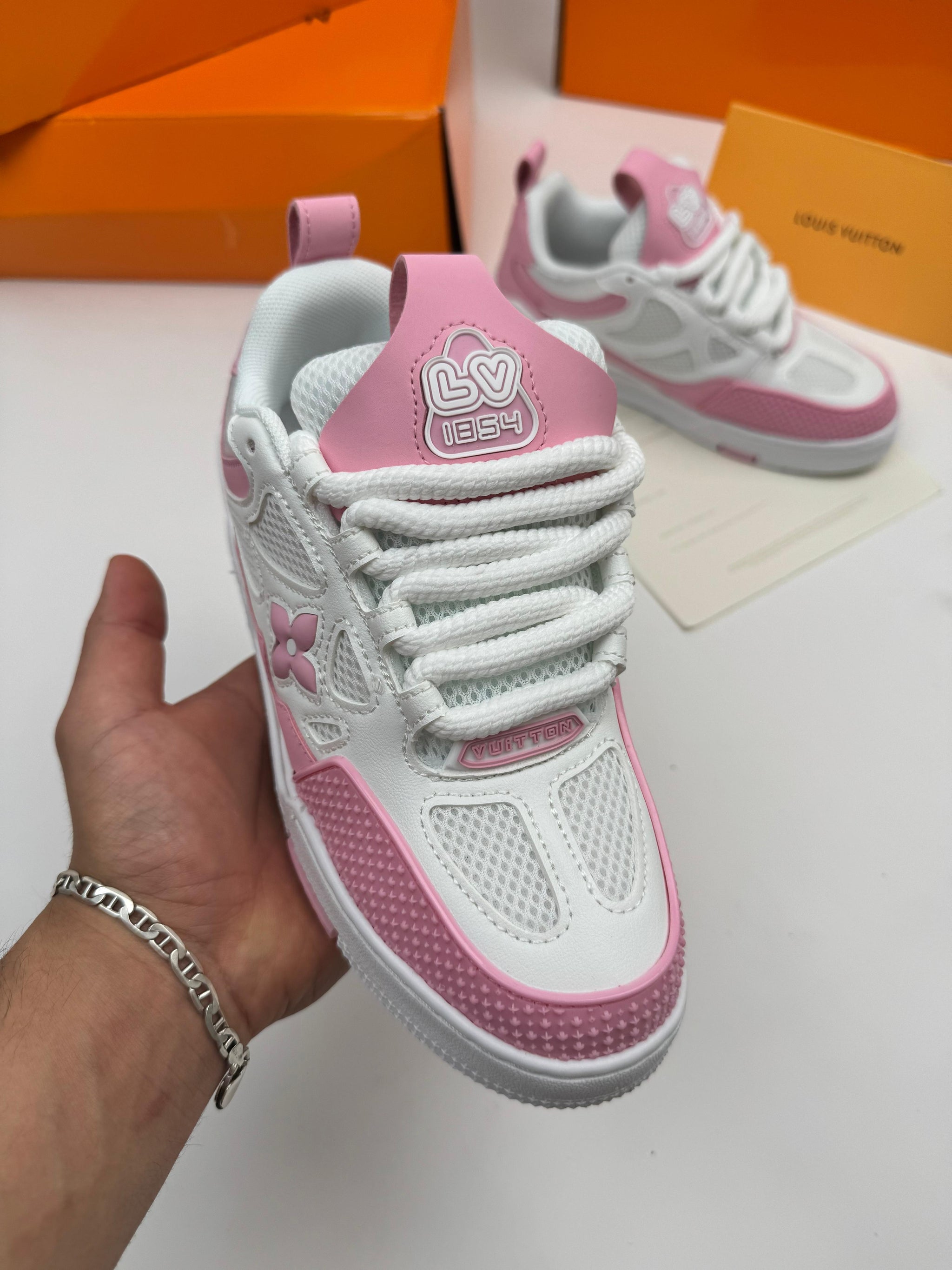 LV SKATE