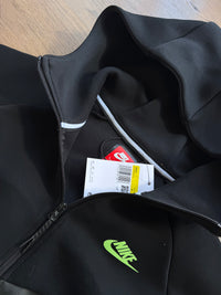 CONJUNTO NIKE TECH 2026 - M15