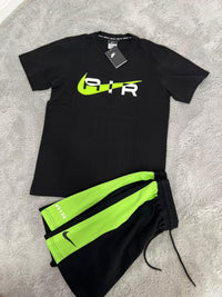 CONJUNTO NIKE - NEGRO/VERDE