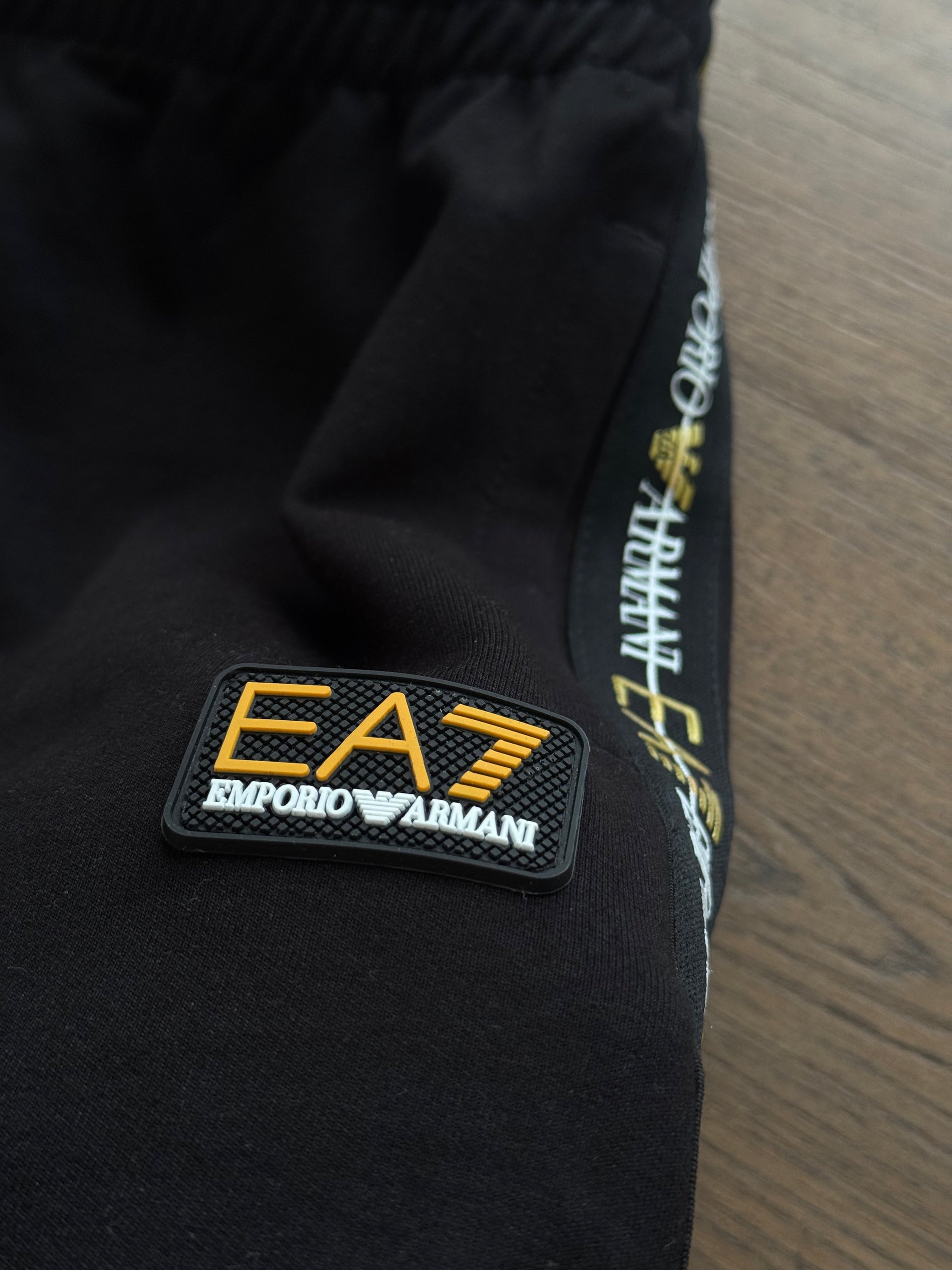 CONJUNTO CORTO - EA7