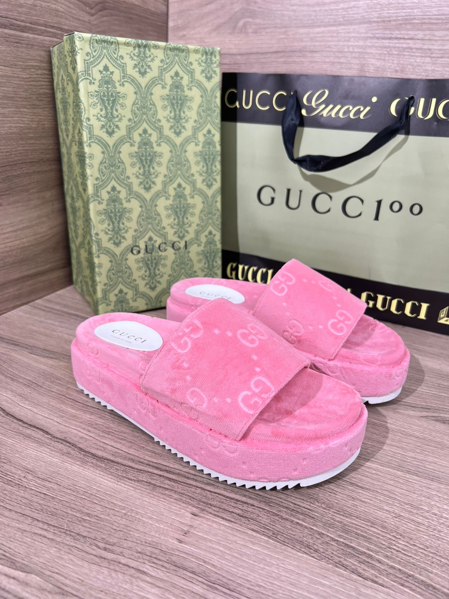 GUCCI- ROSA
