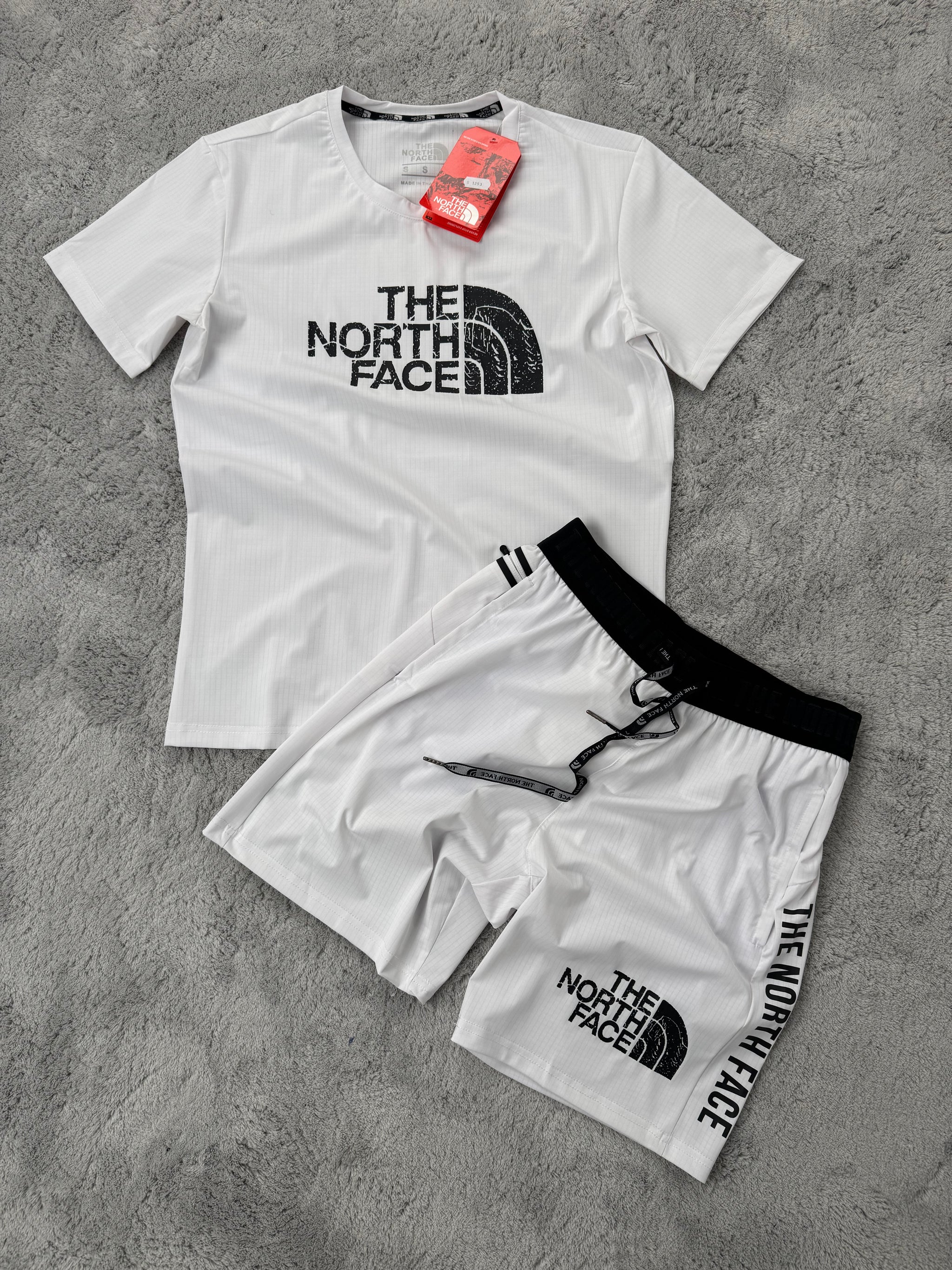 CONJUNTO THE NORTH FACE - M2 BLANCO