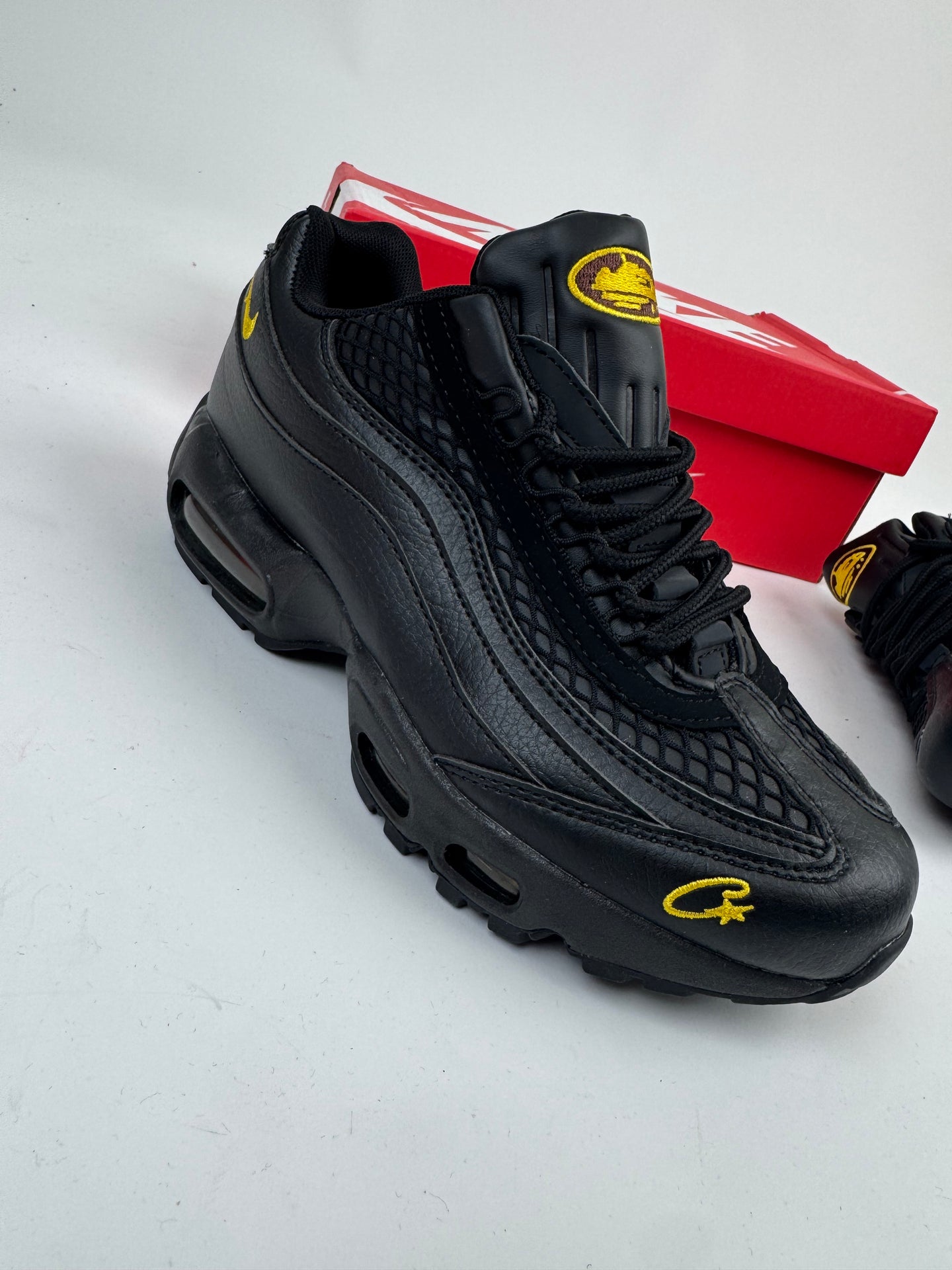 NIKE AIR MAX 95 - CORTEIZ NEGRO