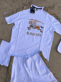 Conjunto Burberry blanco