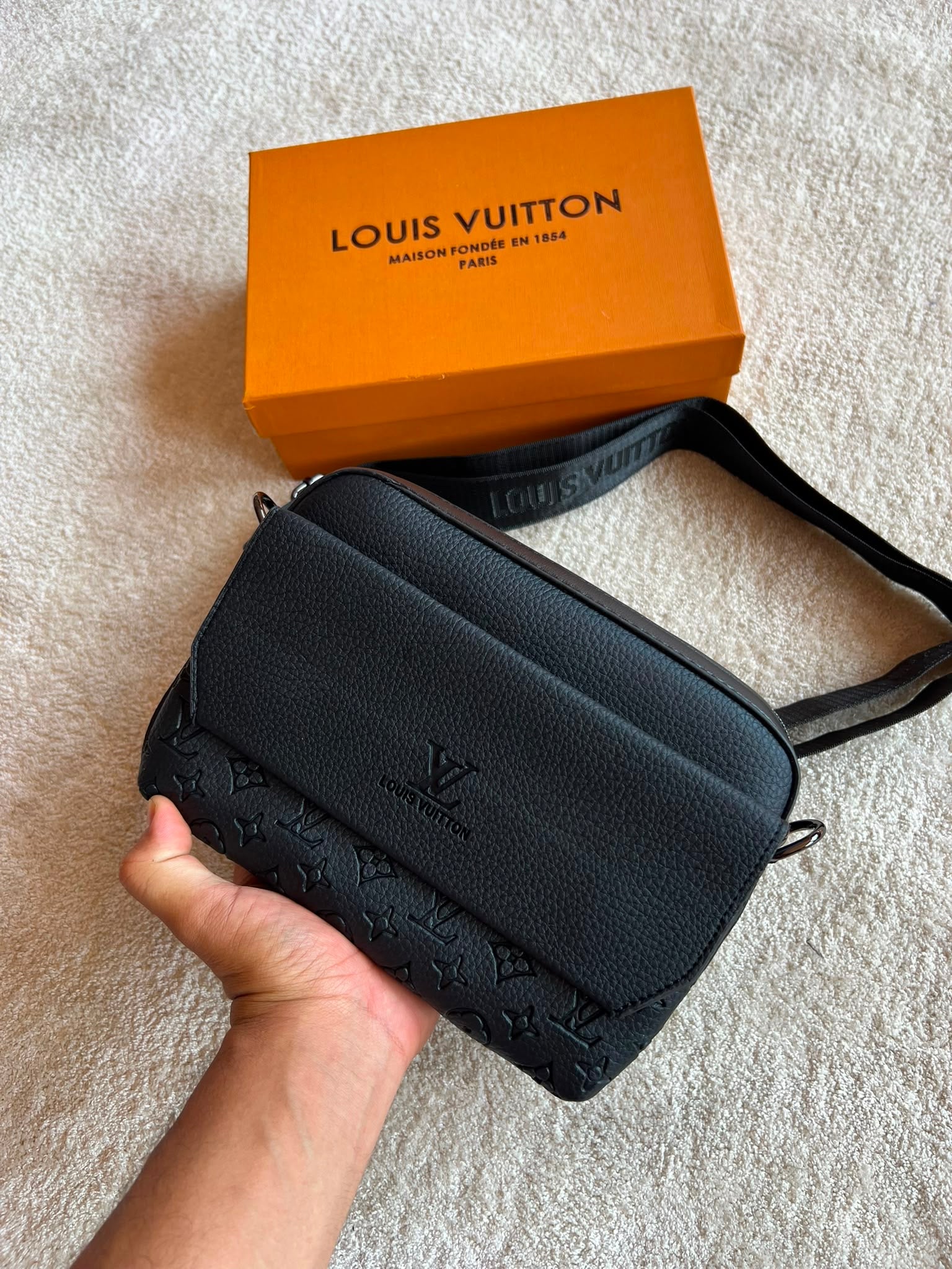 BANDOLERA -  LOUIS VUITTON