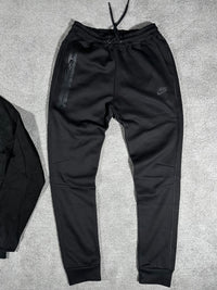 Conjunto nike tech