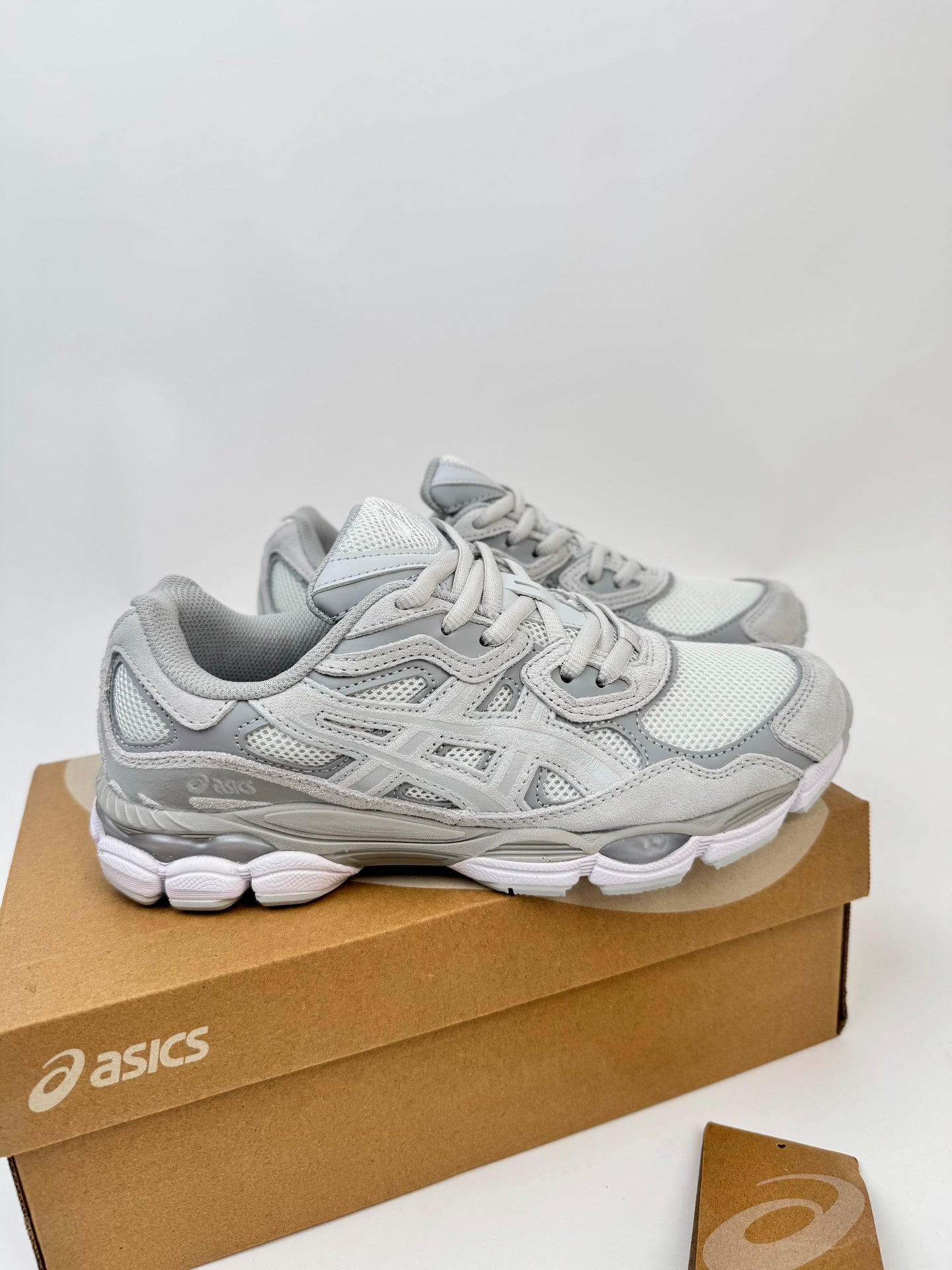 ASICS GEL-NYC - GRIS