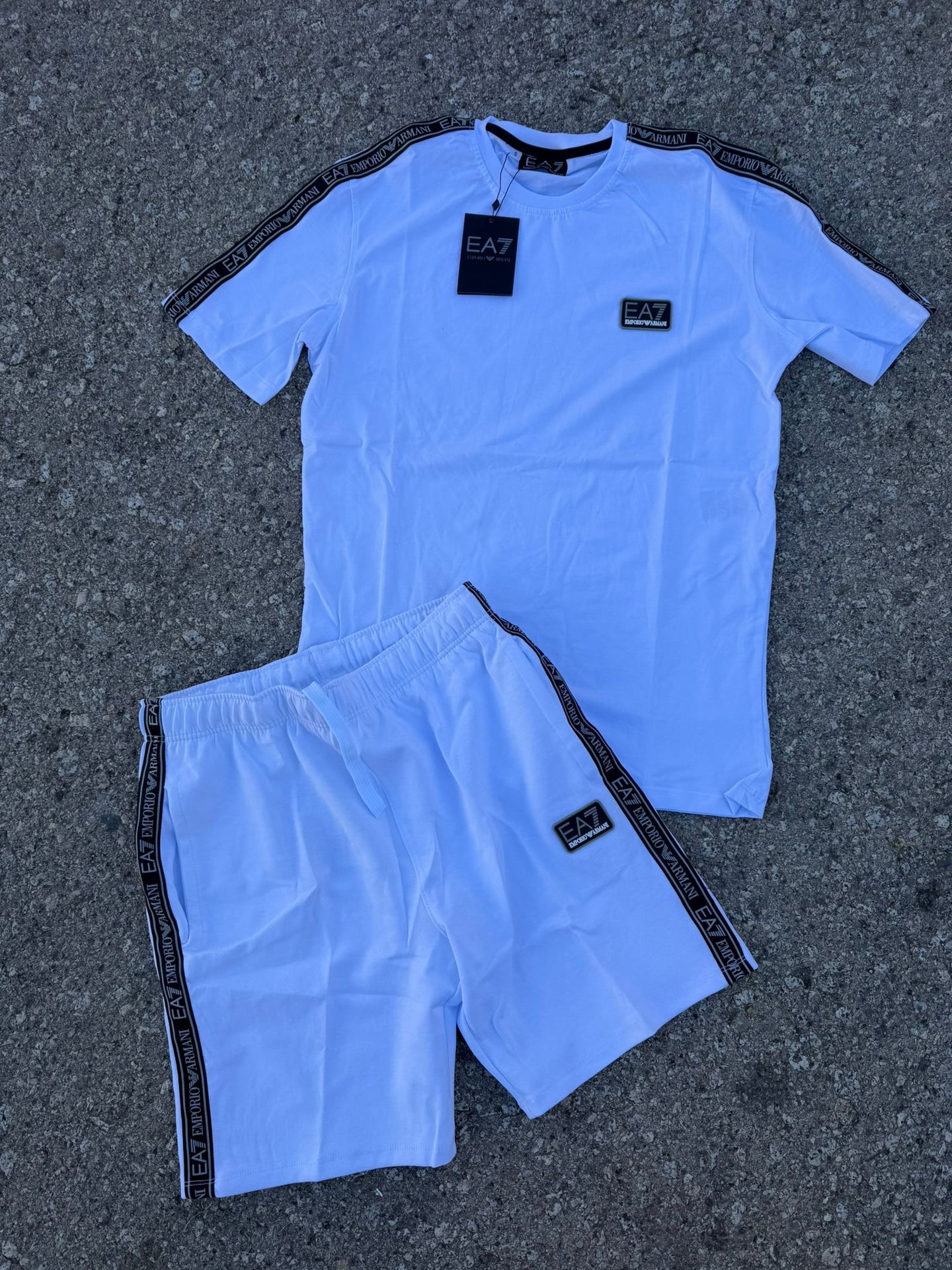 CONJUNTO CORTO - EA7 BLANCO 1