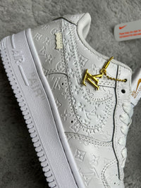 NIKE AIR FORCE ONE x LV