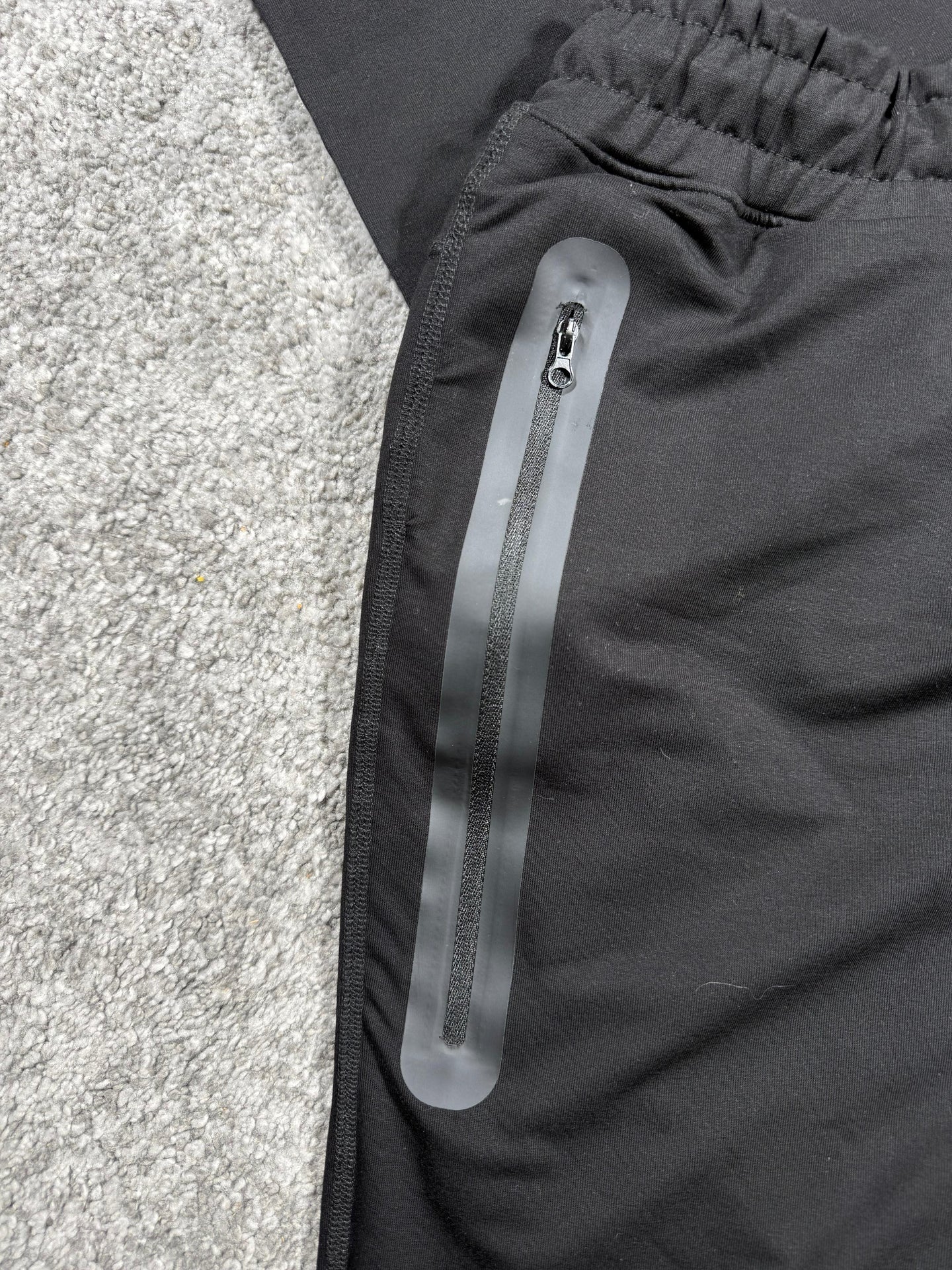 CONJUNTO CORTO - NIKE TECH  - NEGRO 2