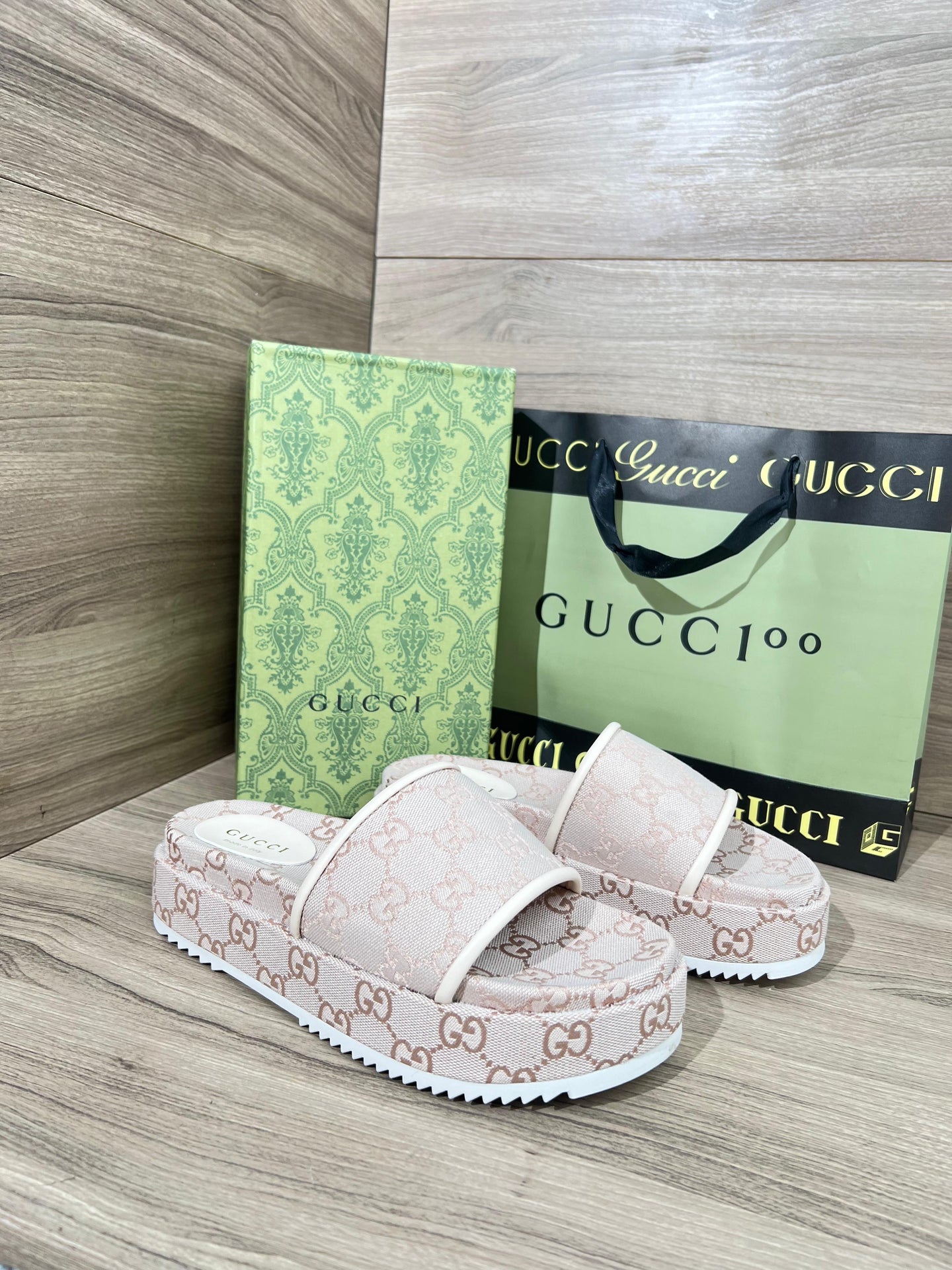 GUCCI - BLANCO
