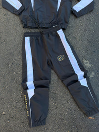 CONJUNTO NIKE AIR SWOOSH - M6