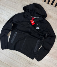 CONJUNTO NIKE TECH - NEGRO