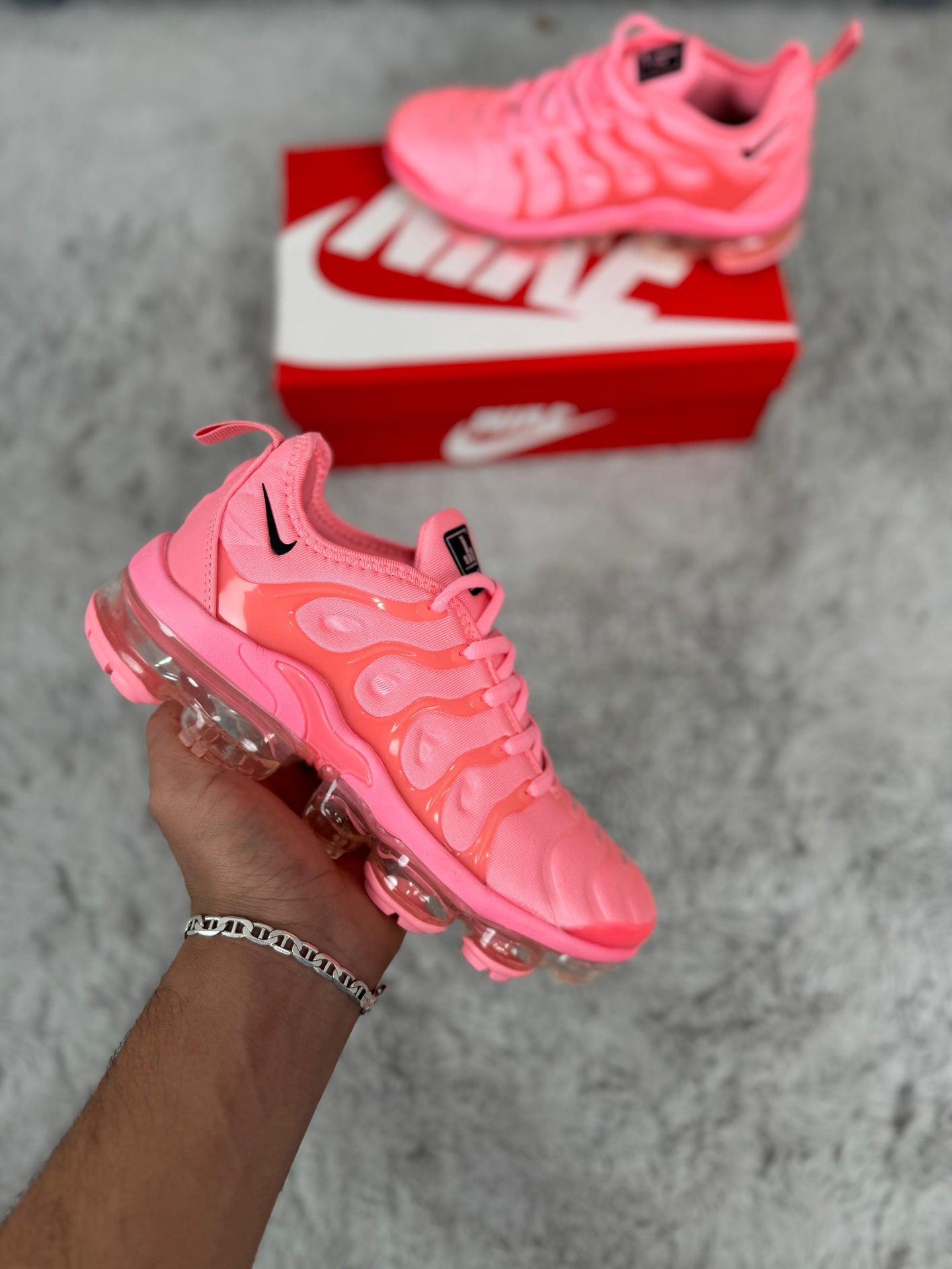 Nike Air Vapormax PLUS