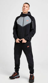 CONJUNTO NIKE TECH 2026 - M1