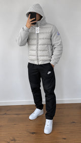 Chaqueta Moncler beige