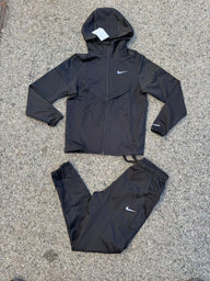 CONJUNTO NIKE MILER 2026 - M1