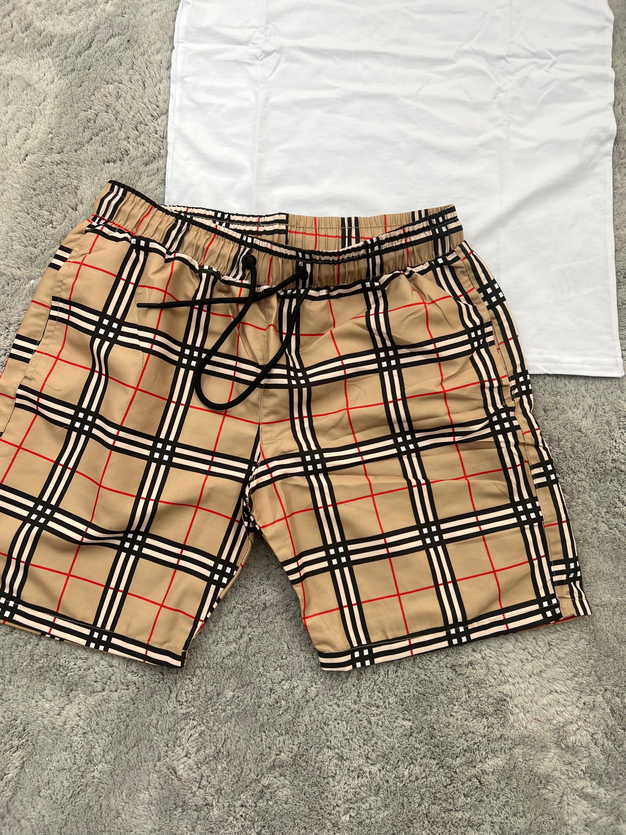 CONJUNTO CORTO - BURBERRY BLANCO