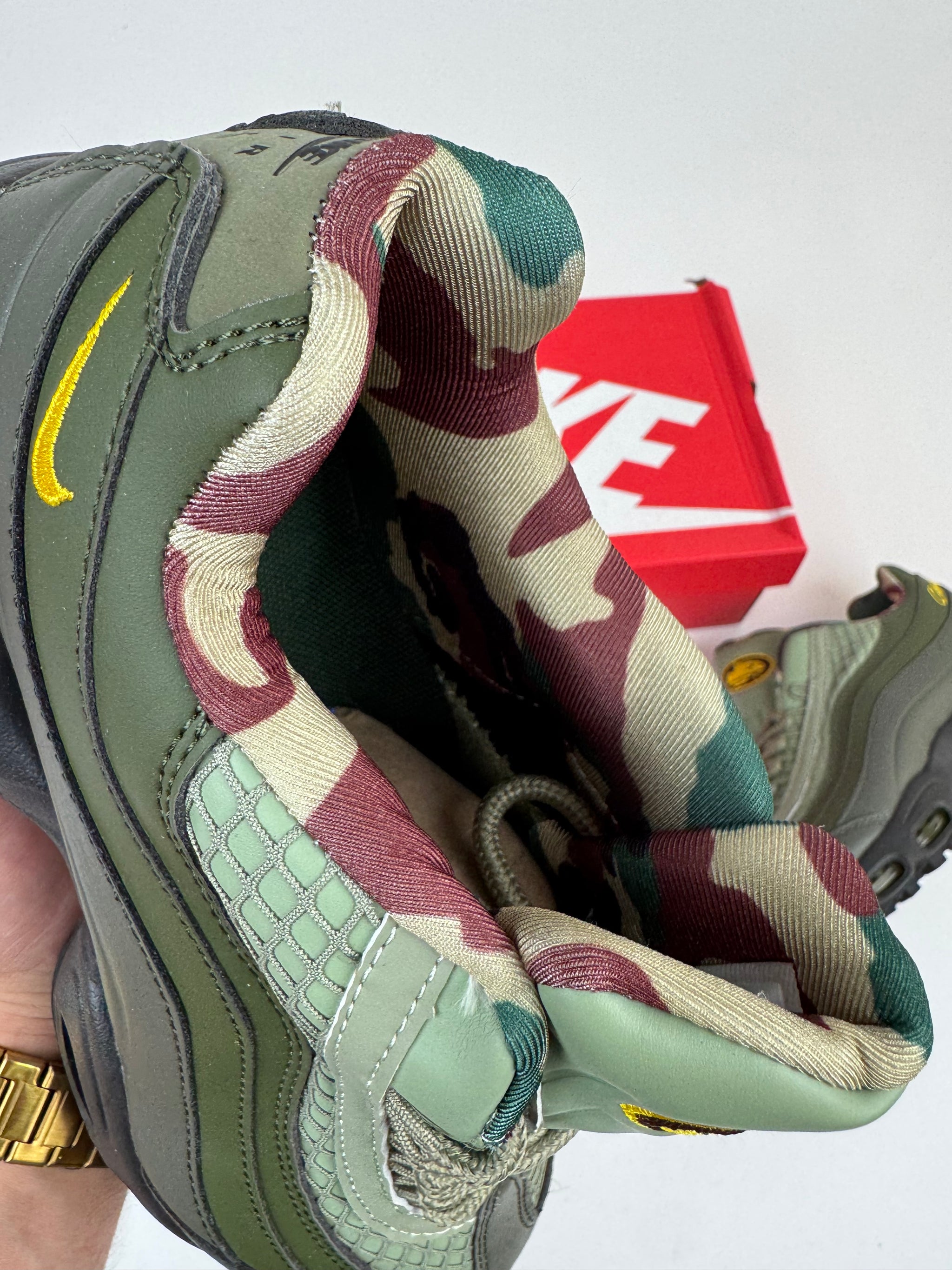 NIKE AIR MAX 95 - CORTEIZ MILITAR