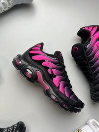 NIKE AIR MAX TN - M4