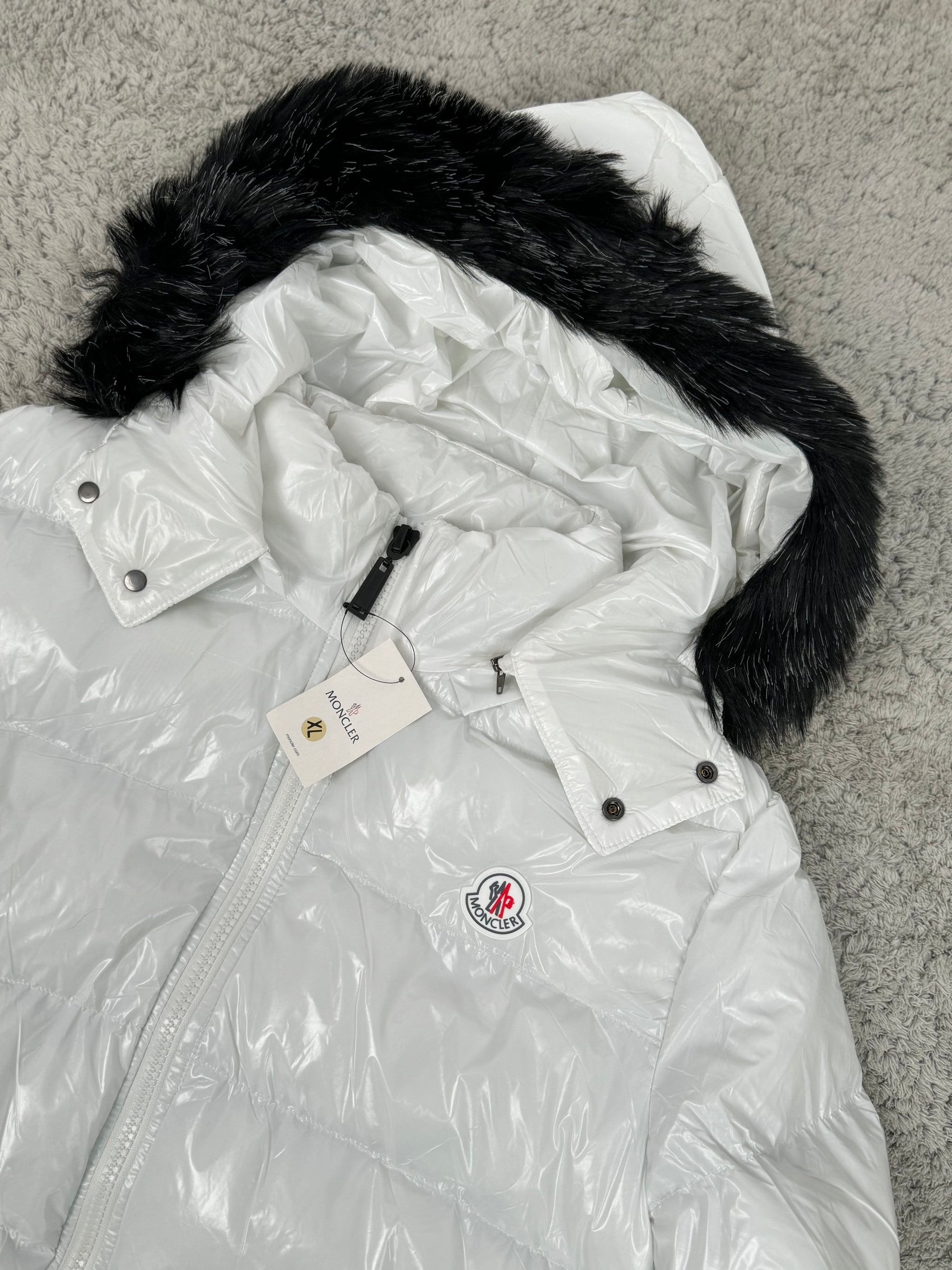 Chaqueta moncler pelo negro