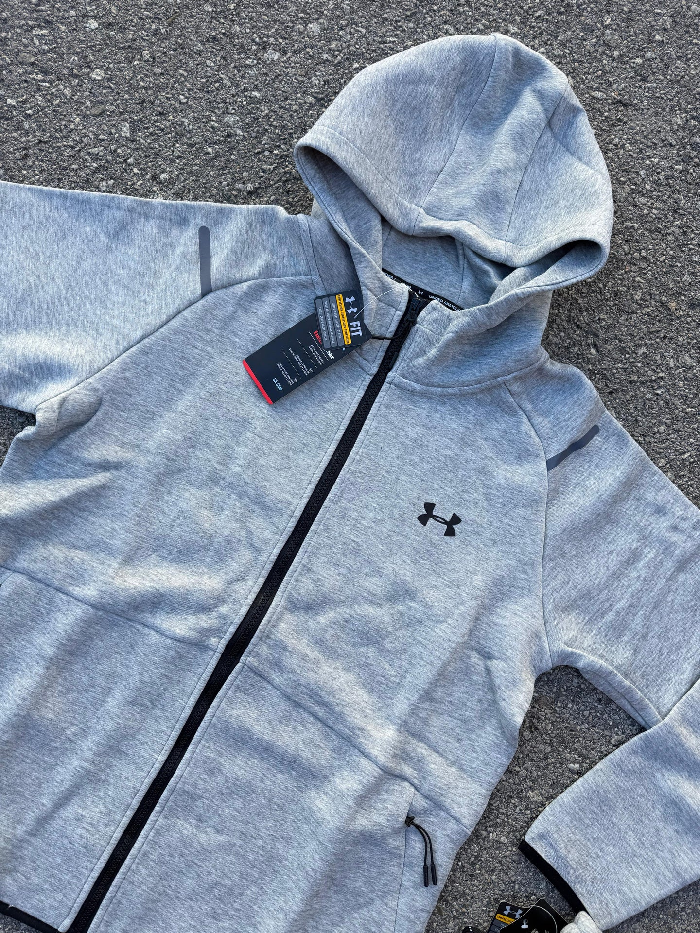 CONJUNTO -  UNDER ARMOUR GRIS(H)