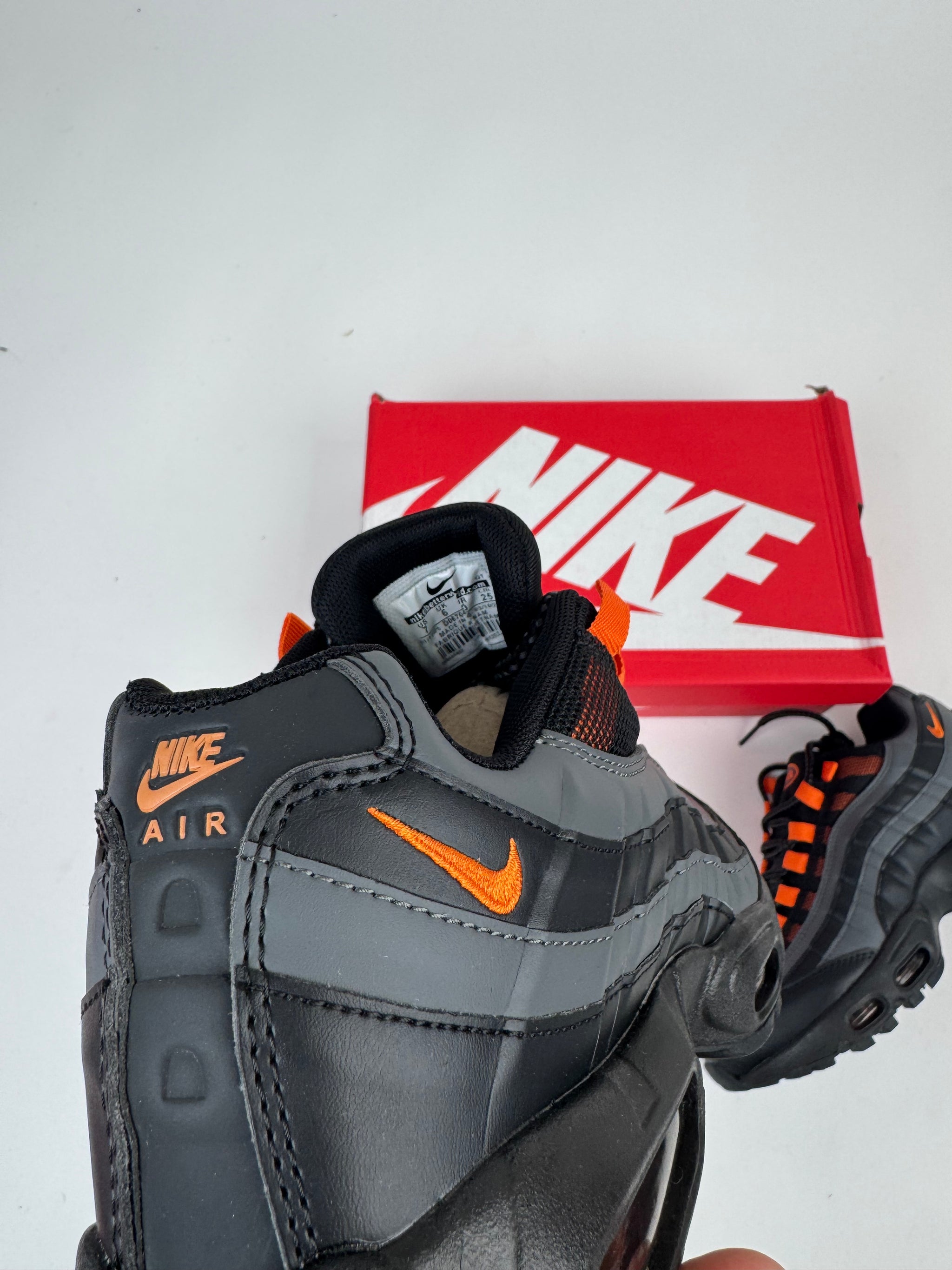 NIKE AIR MAX 95 - M4