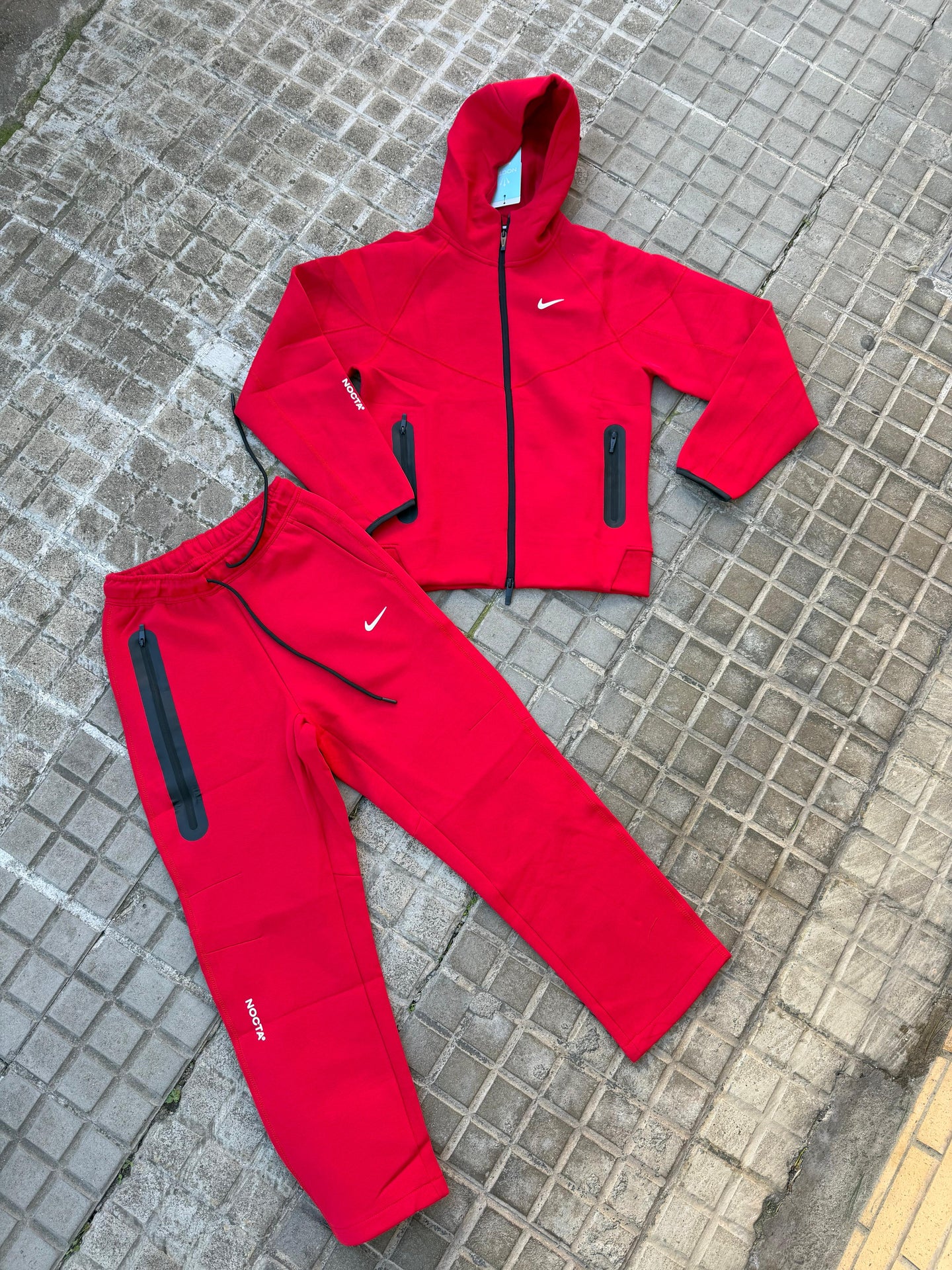 CONJUNTO NIKE NOCTA - M2