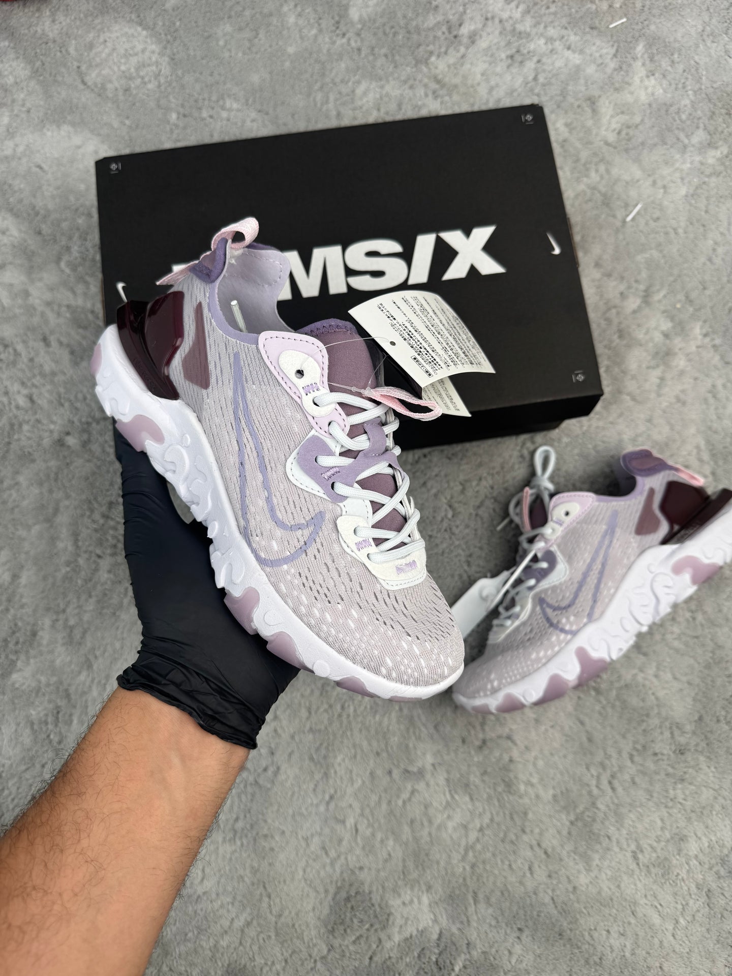 NIKE REACT VISION - Violeta
