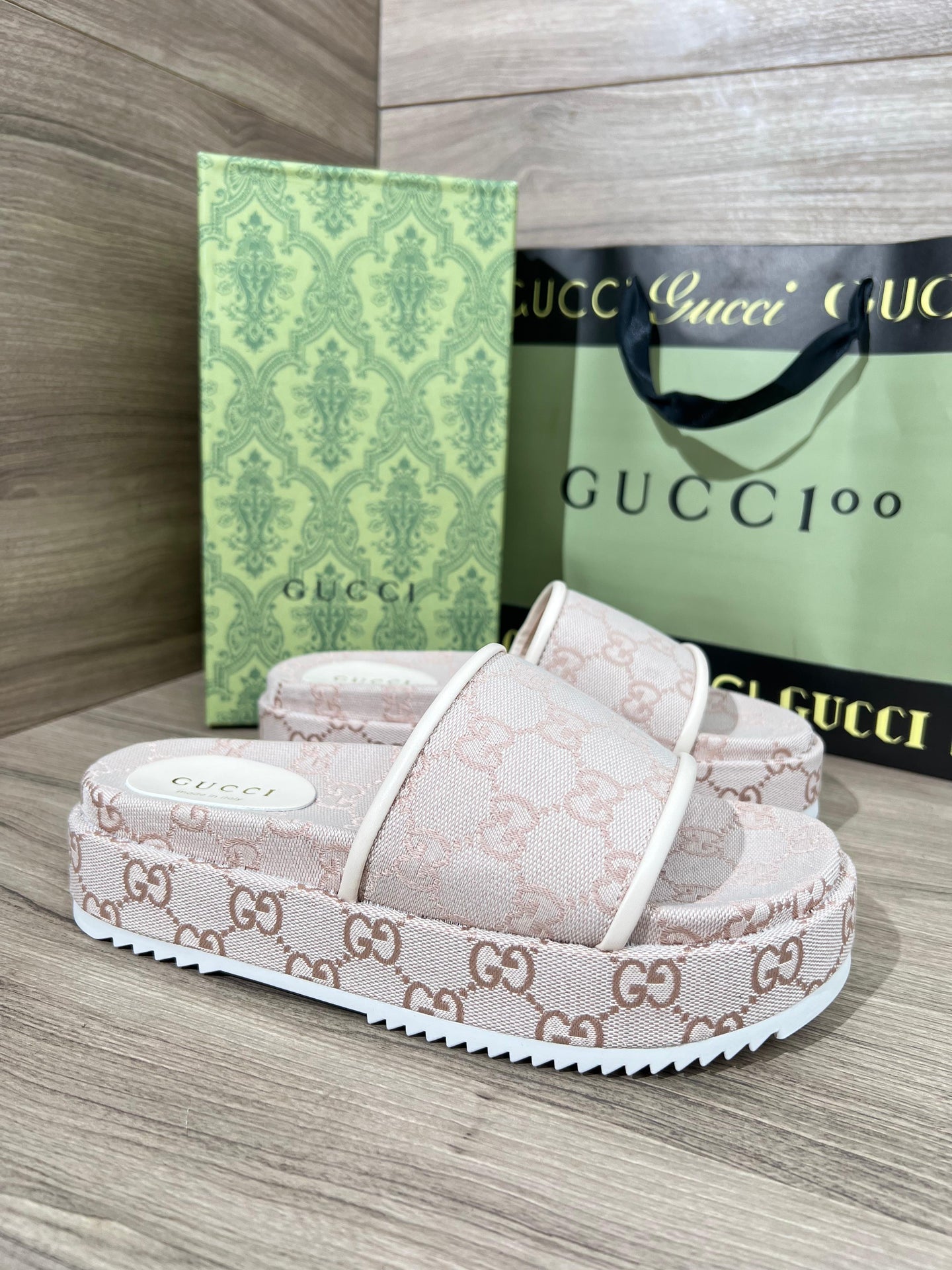 GUCCI - BLANCO