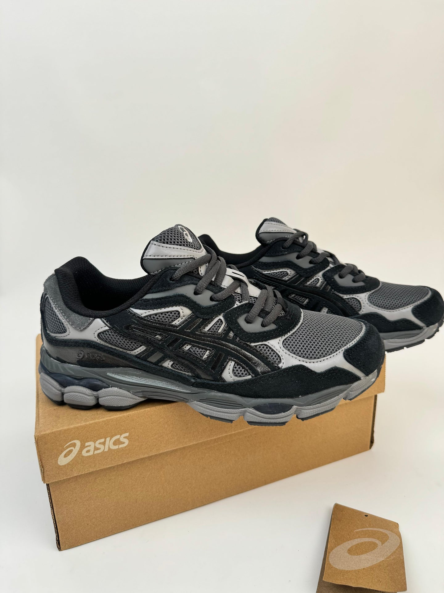 ASICS GEL-NYC - NEGRAS