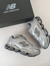 NEW BALANCE 2000 gris
