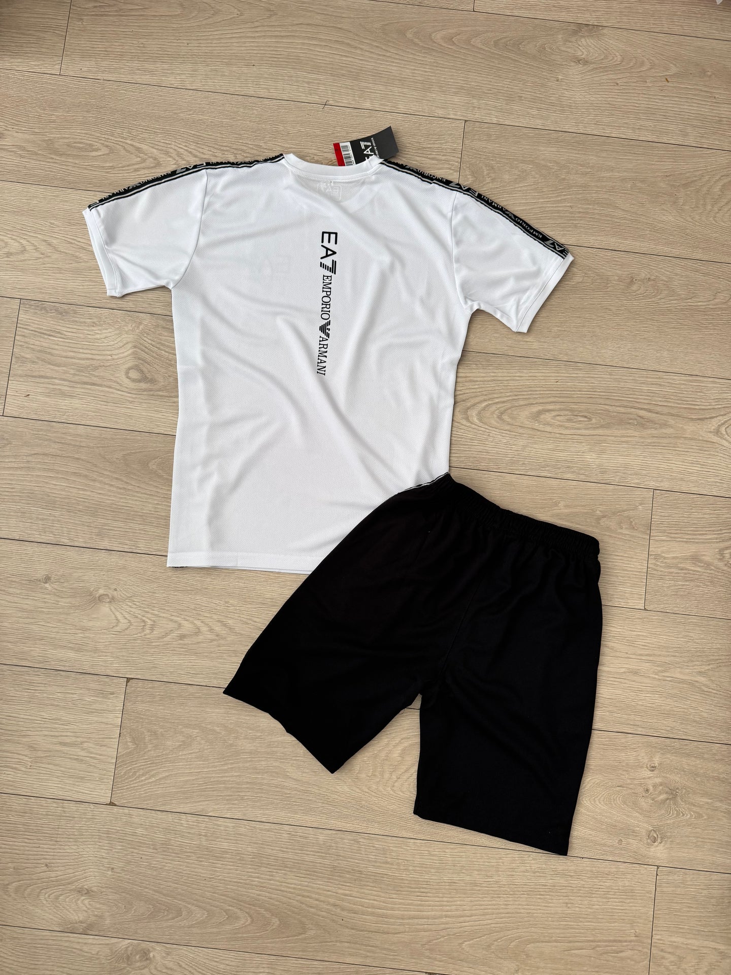 CONJUNTO CORTO - EA7 BLANCO