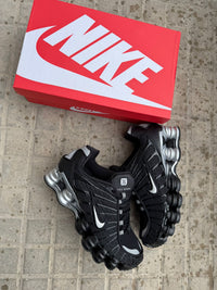 NIKE SHOX TL -GRIS-NEGRO