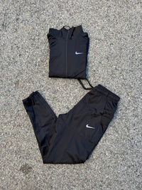 CONJUNTO NIKE MILER 2026 - M1