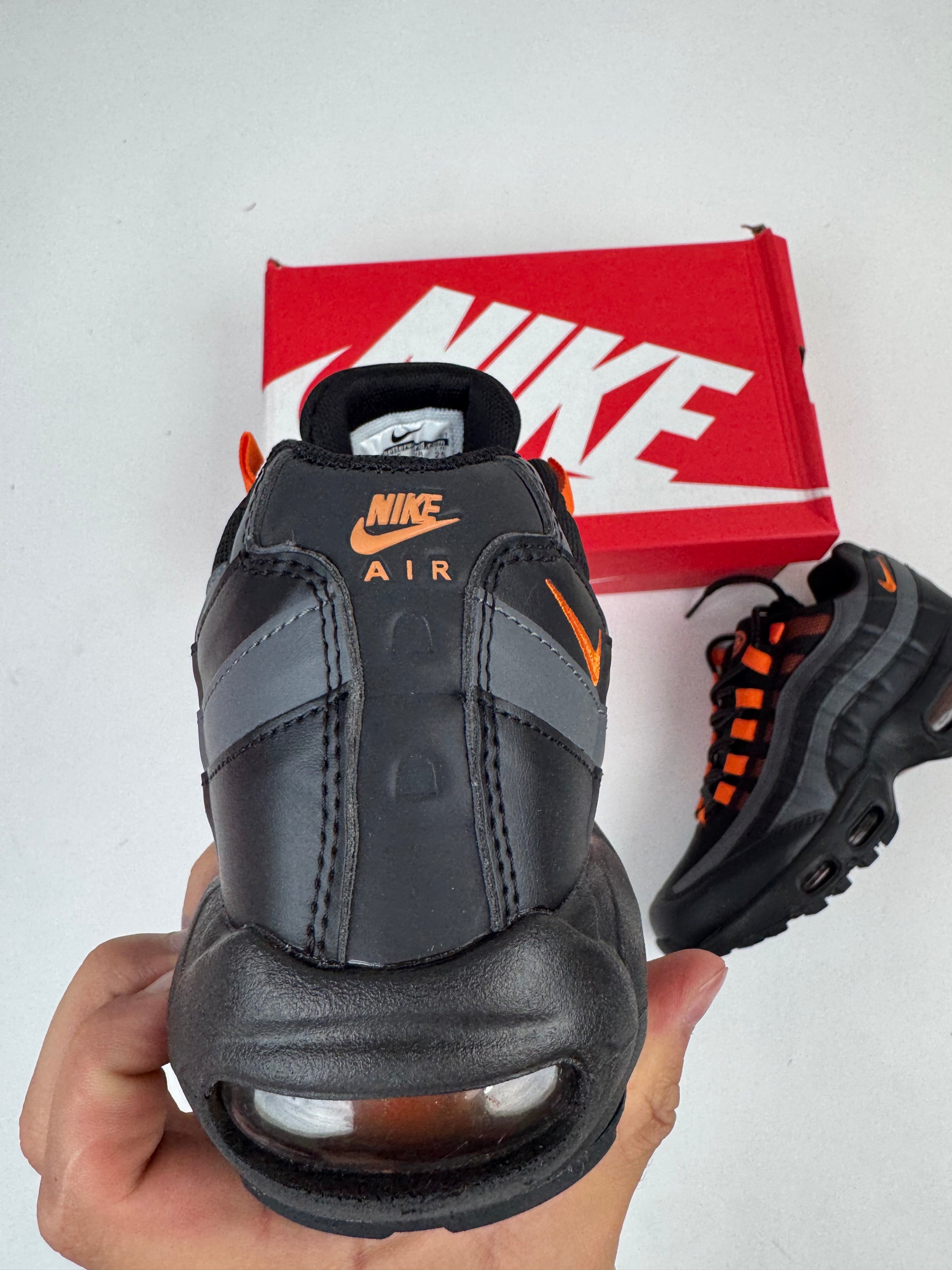 NIKE AIR MAX 95 - M4