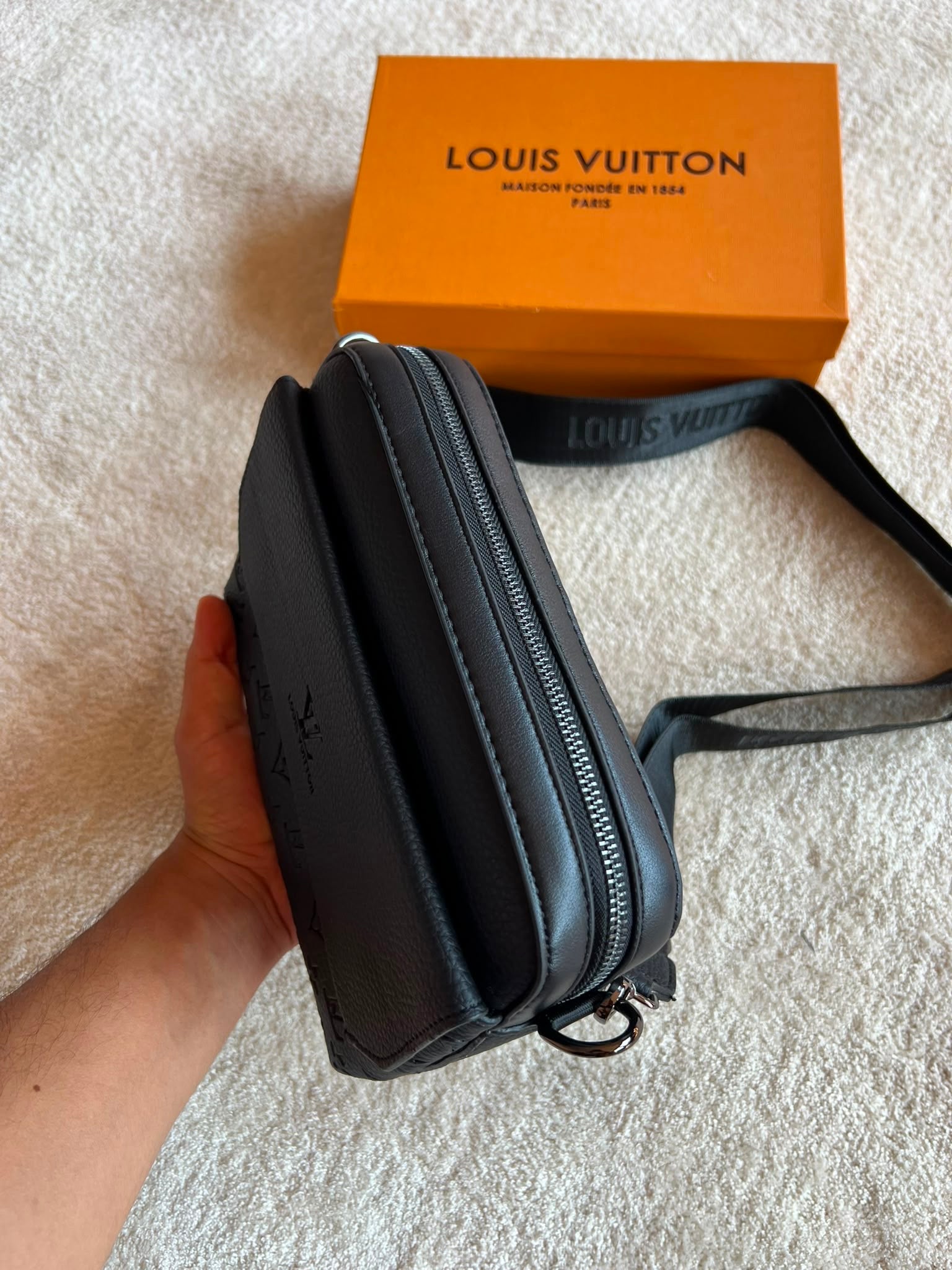 BANDOLERA -  LOUIS VUITTON