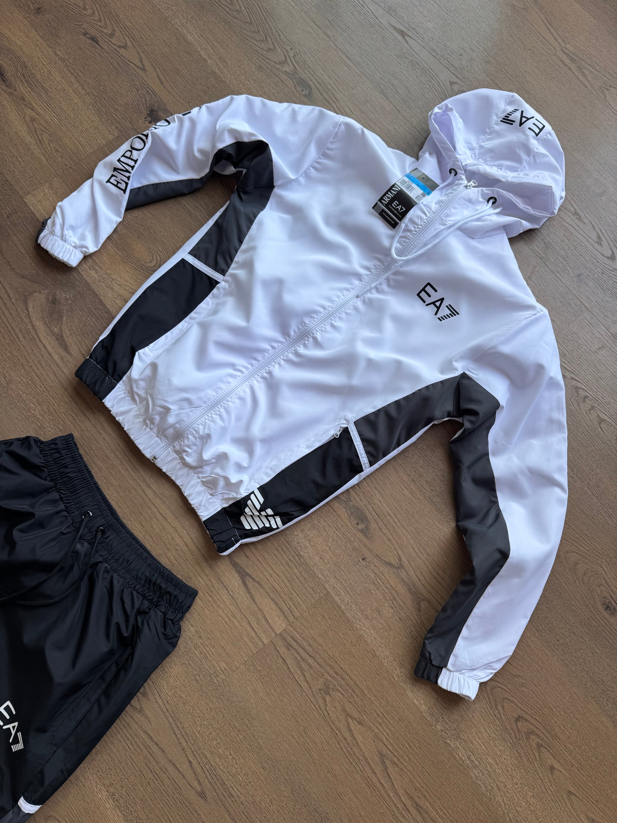 Conjunto Armani - BLANCO/NEGRO