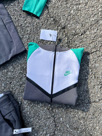 CONJUNTO NIKE TECH - 2025/2026