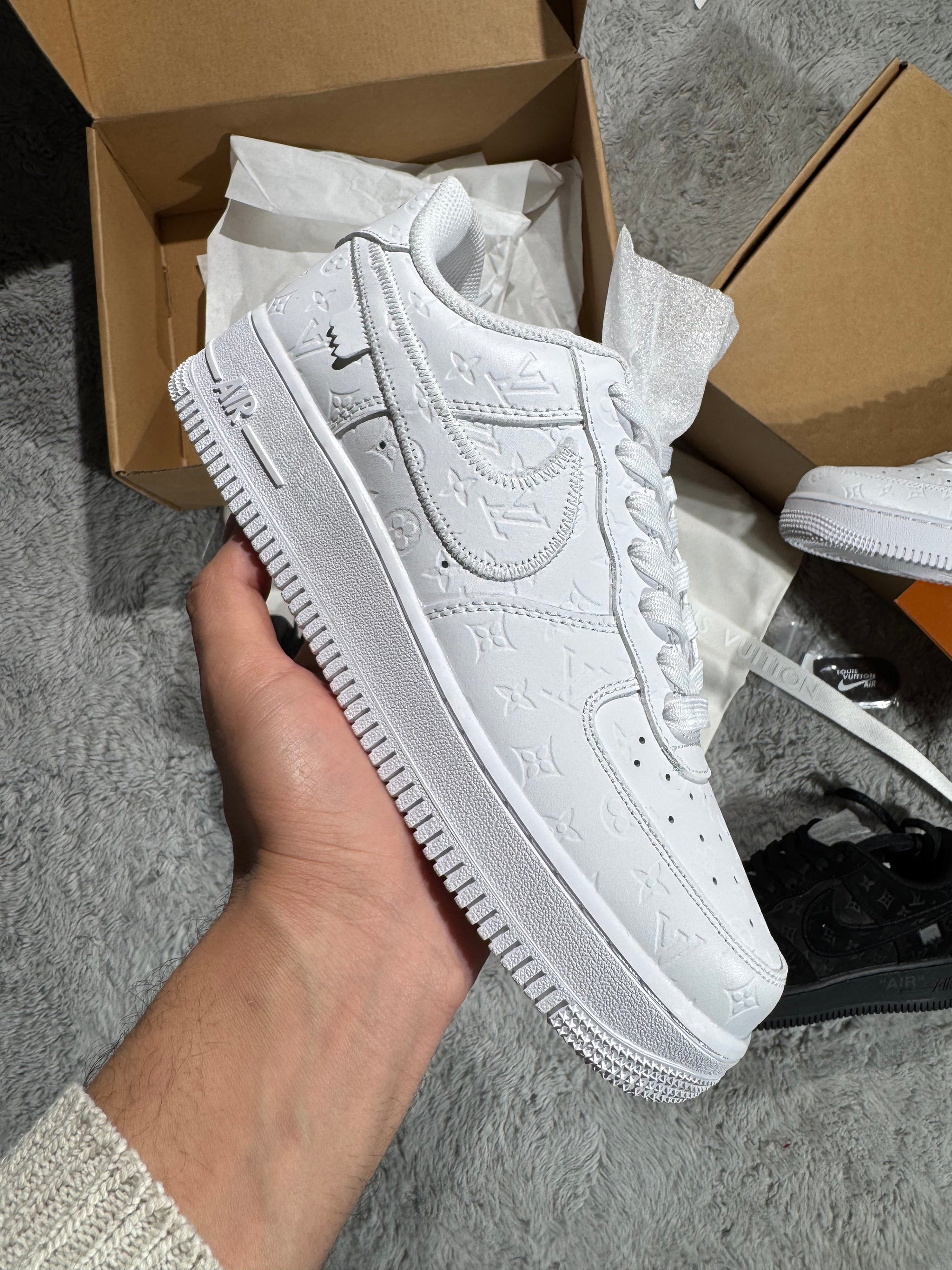 NIKE AIR FORCE ONE x LV - FULL WHITE